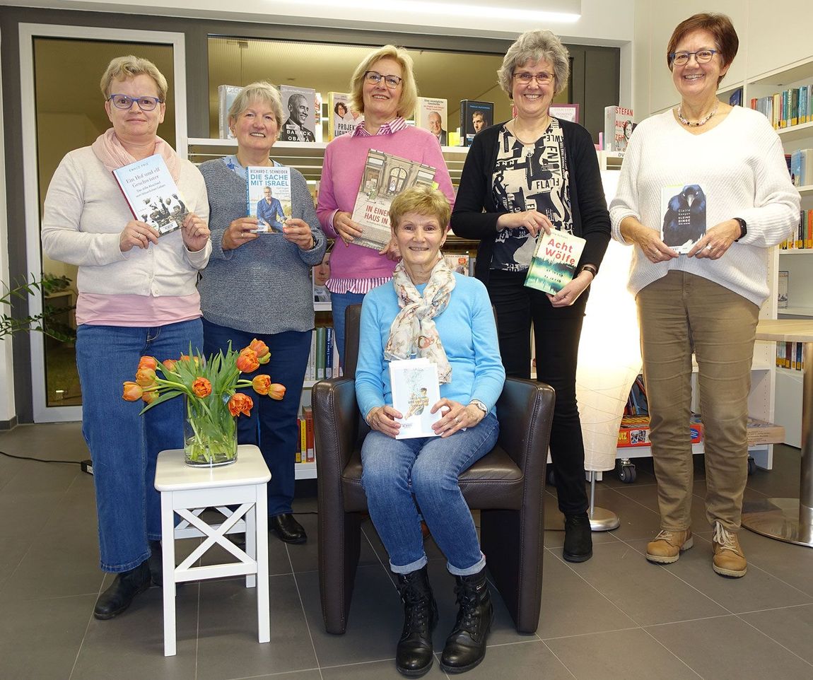 Das Bücherei-Team St. Margareta präsentiert Auswahlbücher
